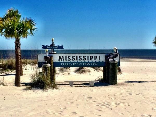 Walk To Beach & Casino! Gulfport Kültér fotó